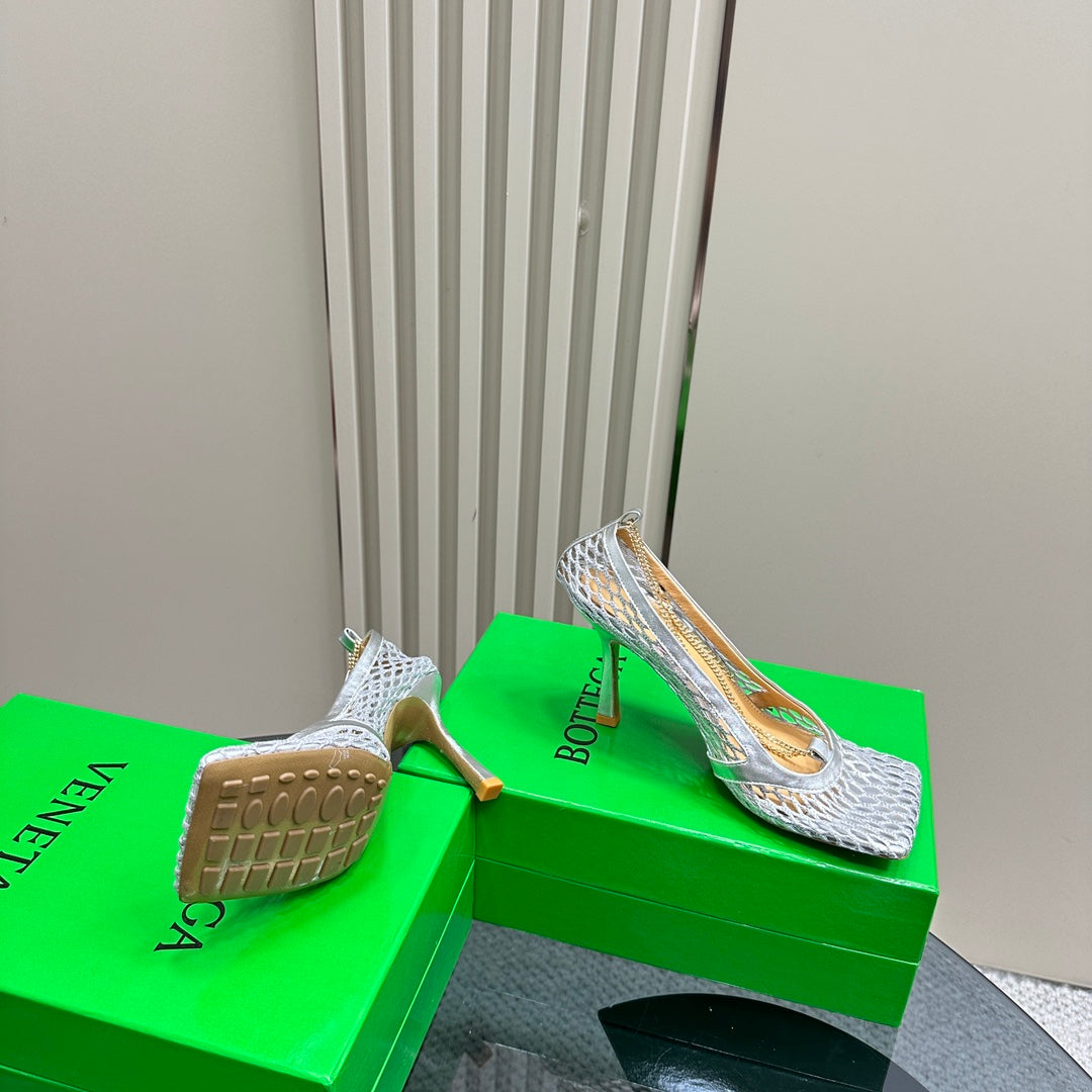 HIGH PUMP 9 CM IN SILVER METALLIZE MESH AND LEATHER - 35