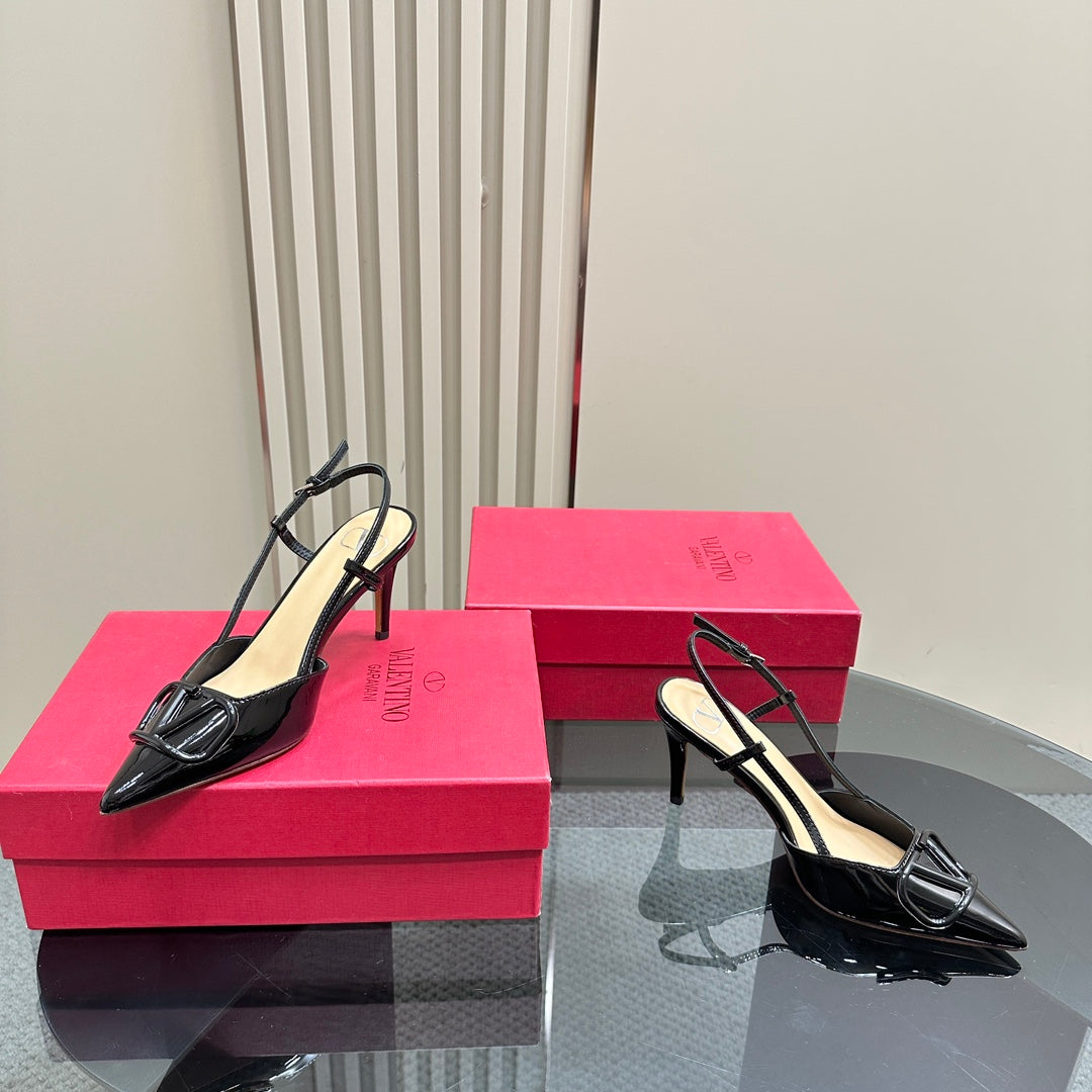 VLOGO SIGNATURUE BLACK PATENT LEATHER SLINGBACK PUMP 80MM - 35