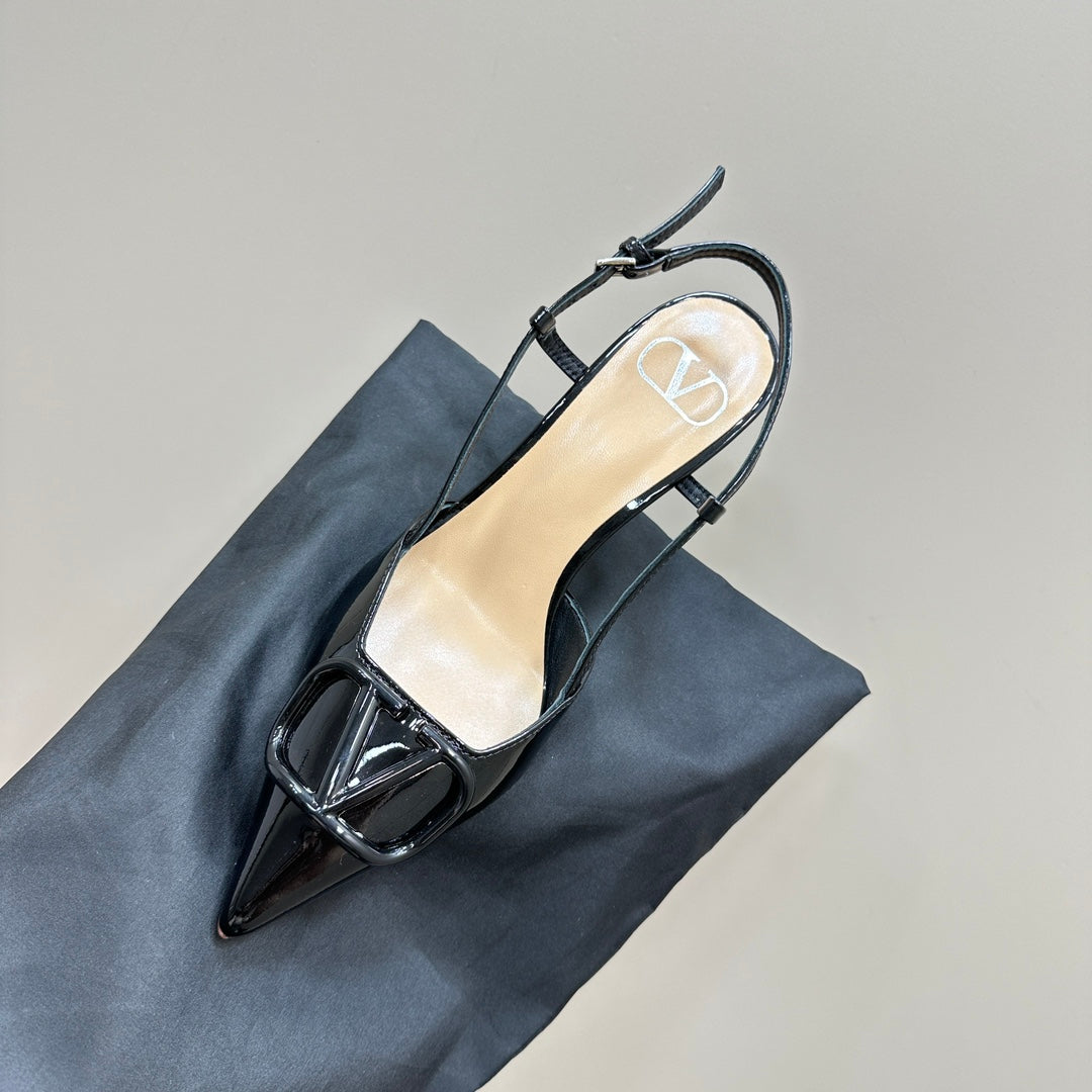 VLOGO SIGNATURUE BLACK PATENT LEATHER SLINGBACK PUMP 80MM - 35