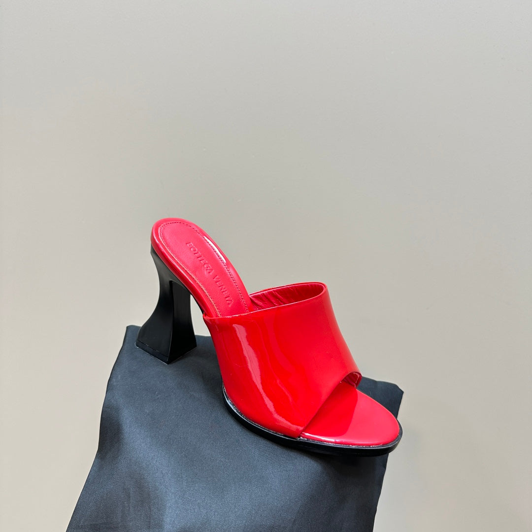 HIGH MULE 95 MM IN CHERRY RED CALFSKIN - 34