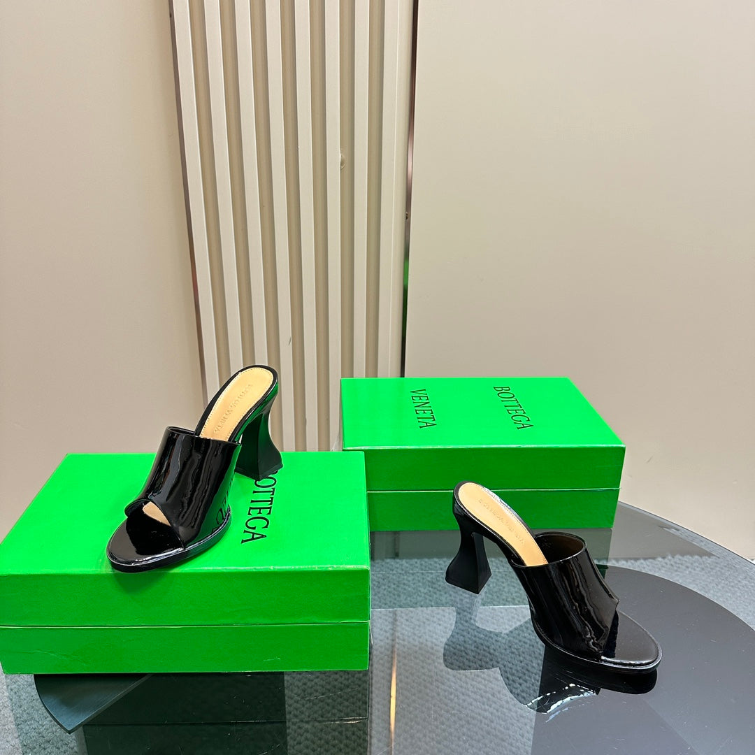 HIGH MULE 95 MM IN BLACK CALFSKIN - 34