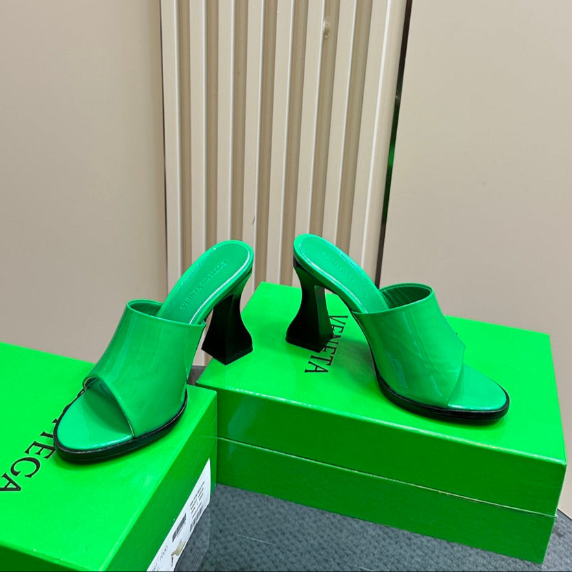 HIGH MULE 95 MM IN EMERALD GREEN CALFSKIN - 34