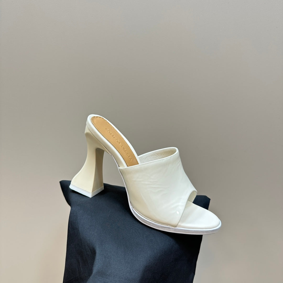 HIGH MULE 95 MM IN WHITE CALFSKIN - 34