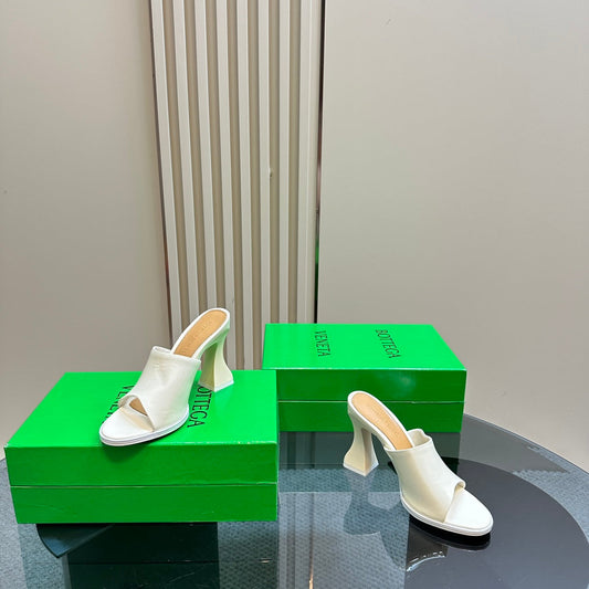HIGH MULE 95 MM IN WHITE CALFSKIN - 34