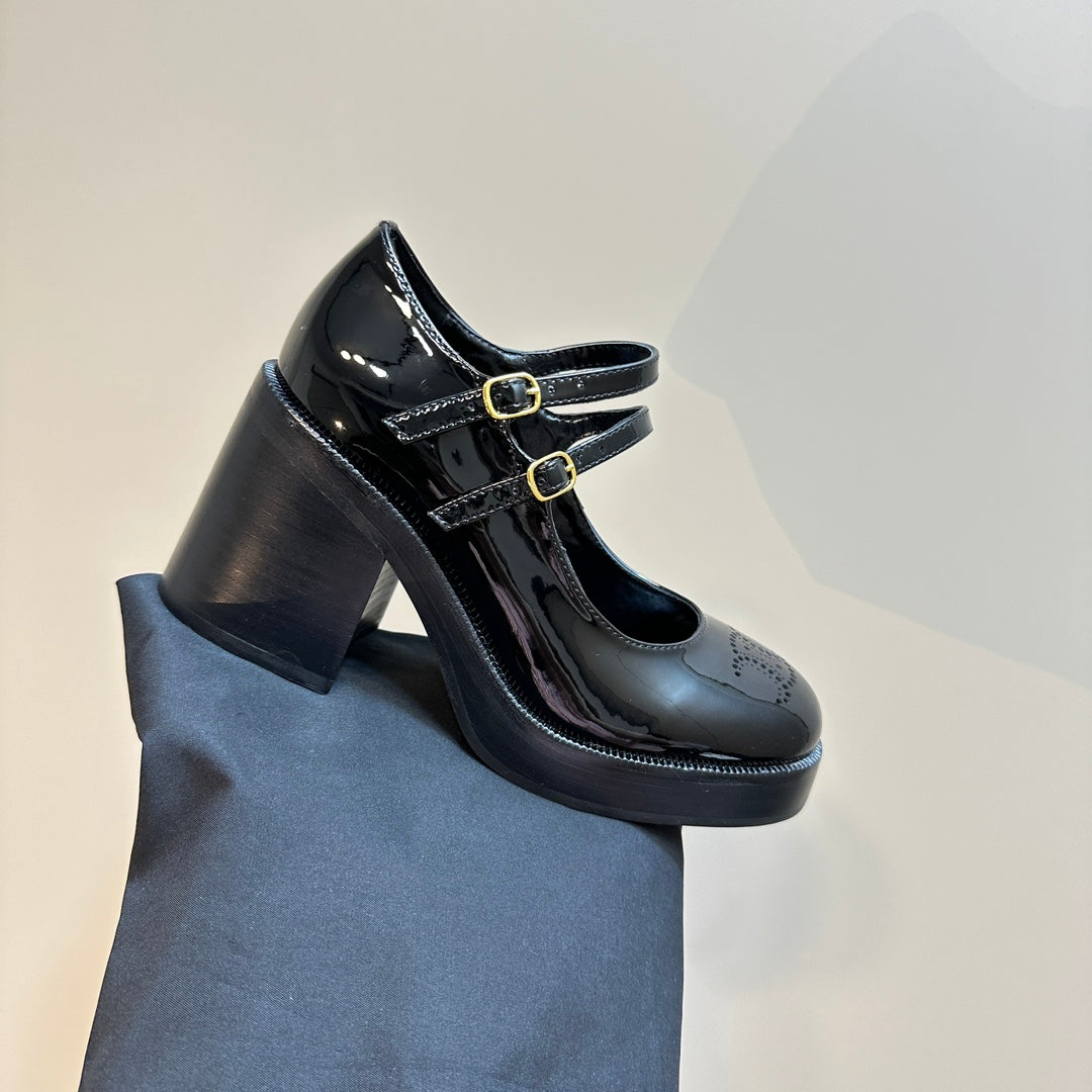 TESS BABIES IN BLACK PATENT CALFSKIN - 35