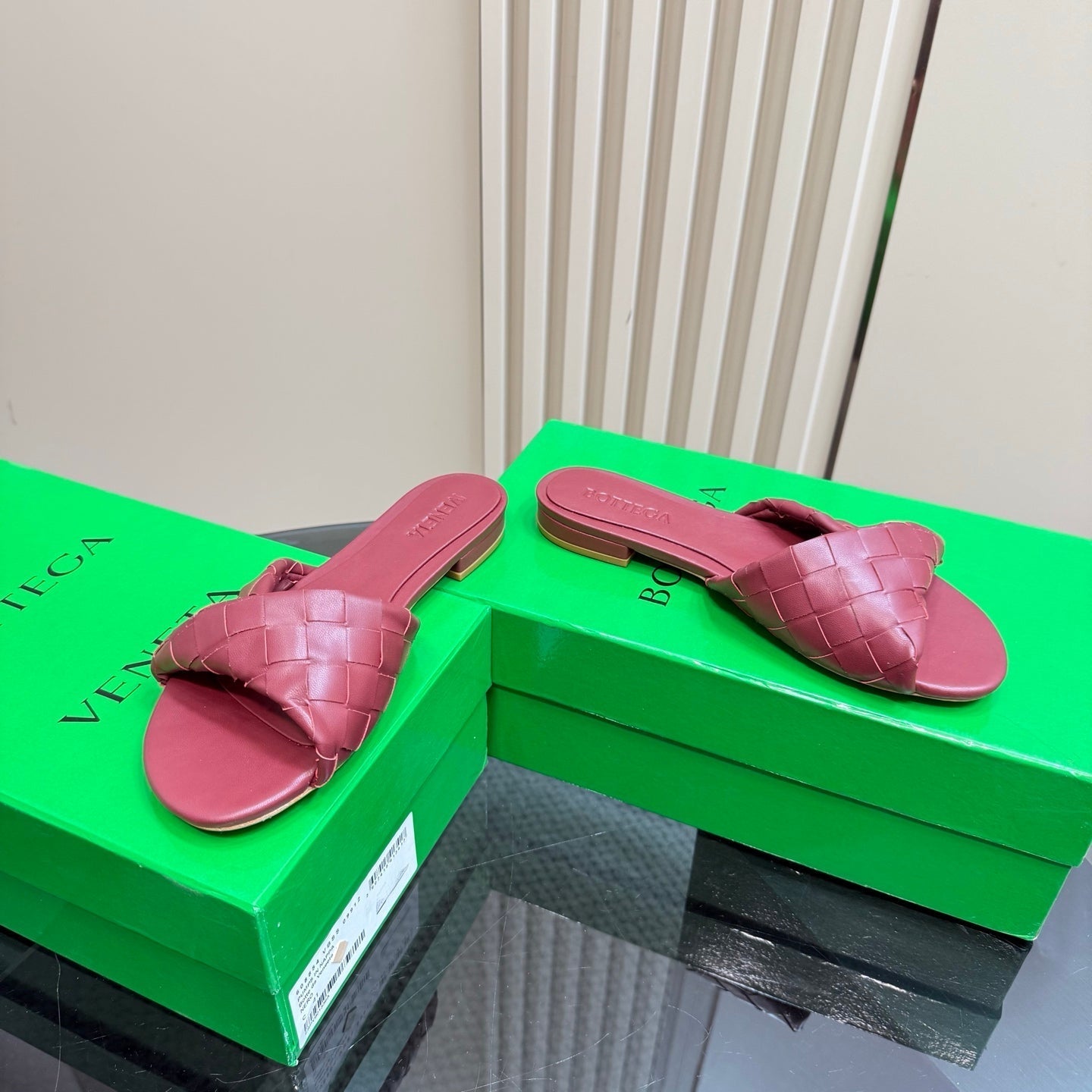 BLINK FLAT MULE IN BERRY RED INTRECCIATO LEATHER - 35