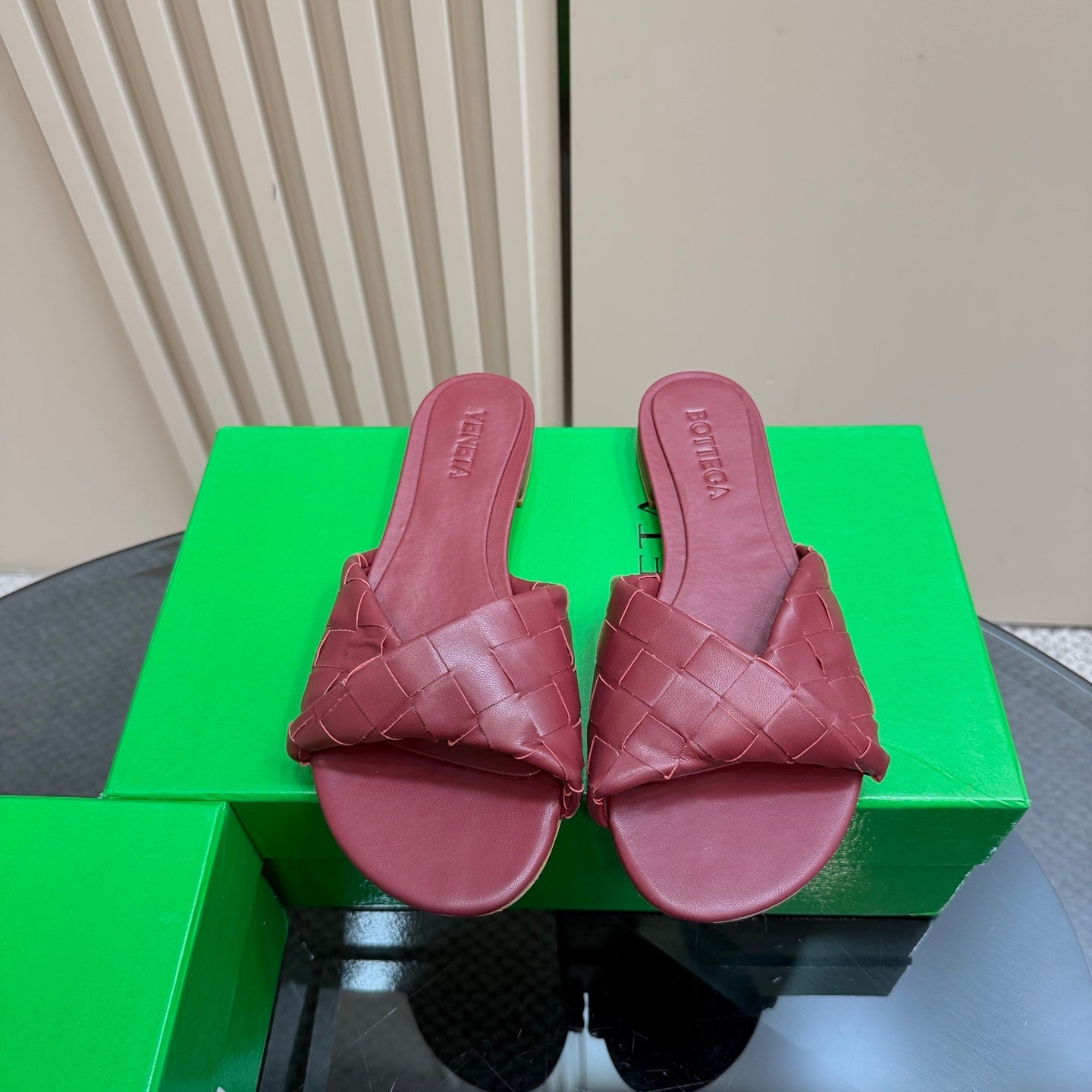 BLINK FLAT MULE IN BERRY RED INTRECCIATO LEATHER - 35