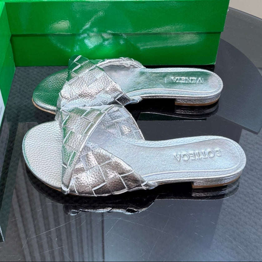 BLINK FLAT MULE IN SILVER INTRECCIATO LEATHER - 35