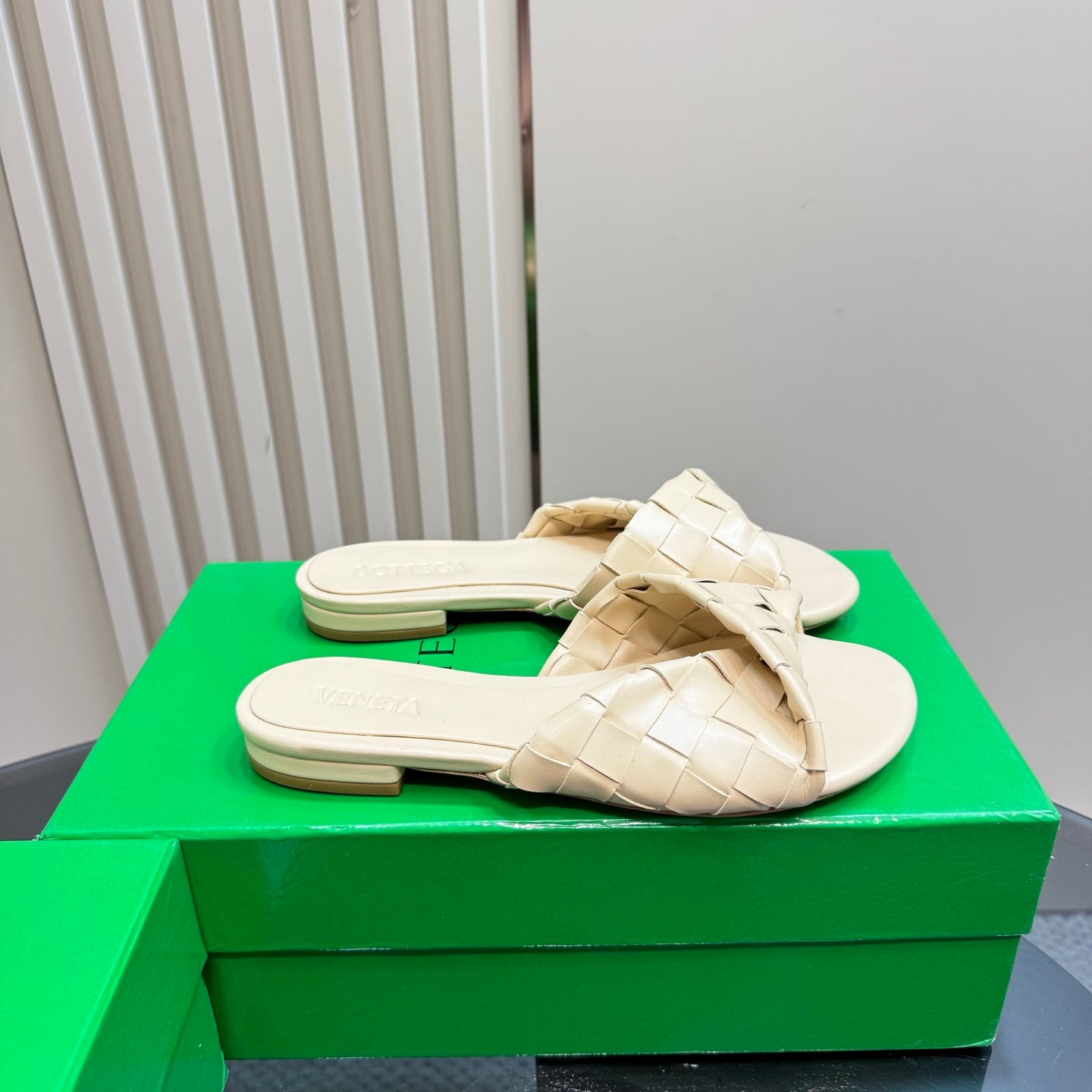 BLINK FLAT MULE IN PALE YELLOW INTRECCIATO LEATHER - 35
