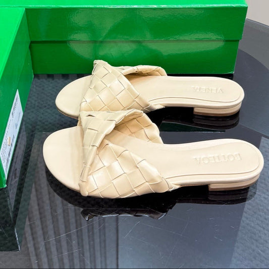 BLINK FLAT MULE IN PALE YELLOW INTRECCIATO LEATHER - 35