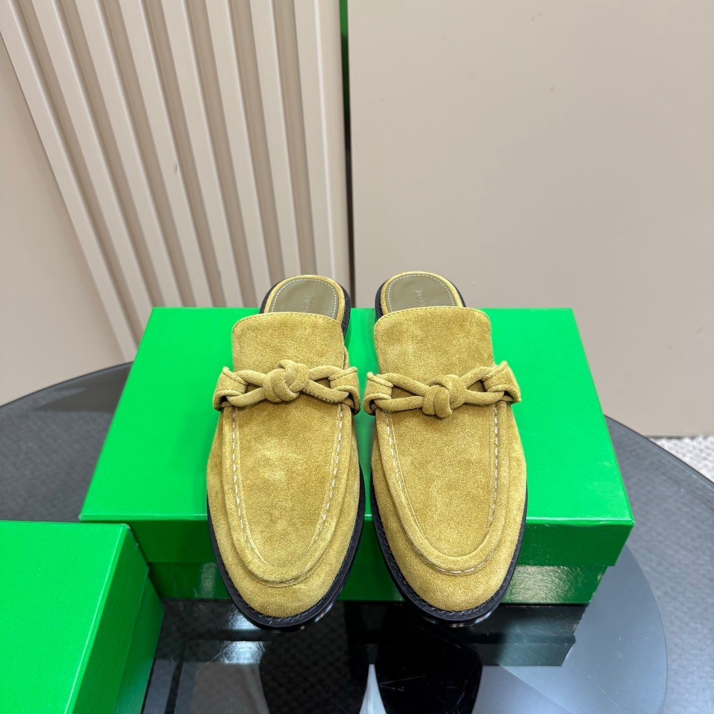 ASTAIRE MULE IN OLIVE GREEN SUEDE - 35