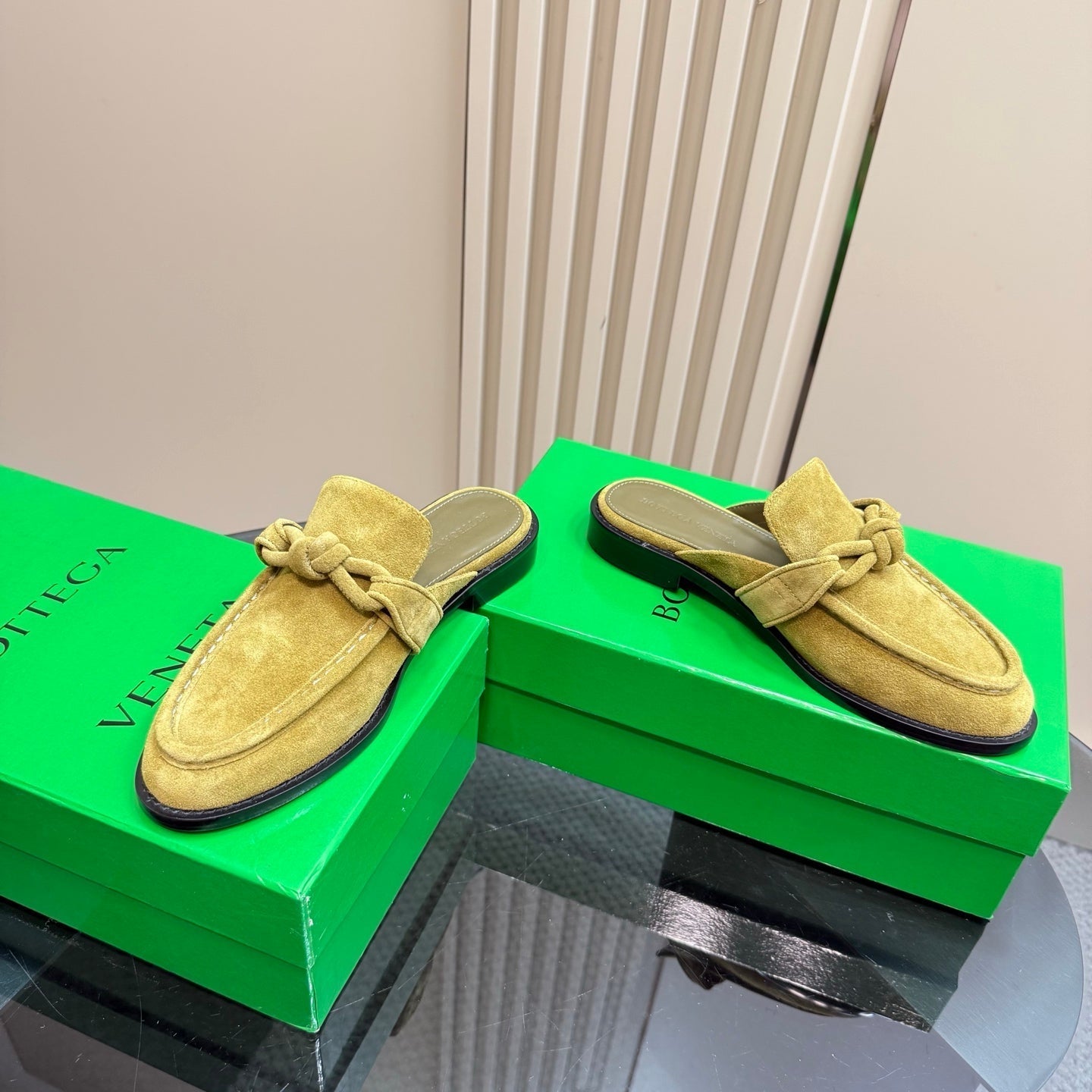 ASTAIRE MULE IN OLIVE GREEN SUEDE - 35