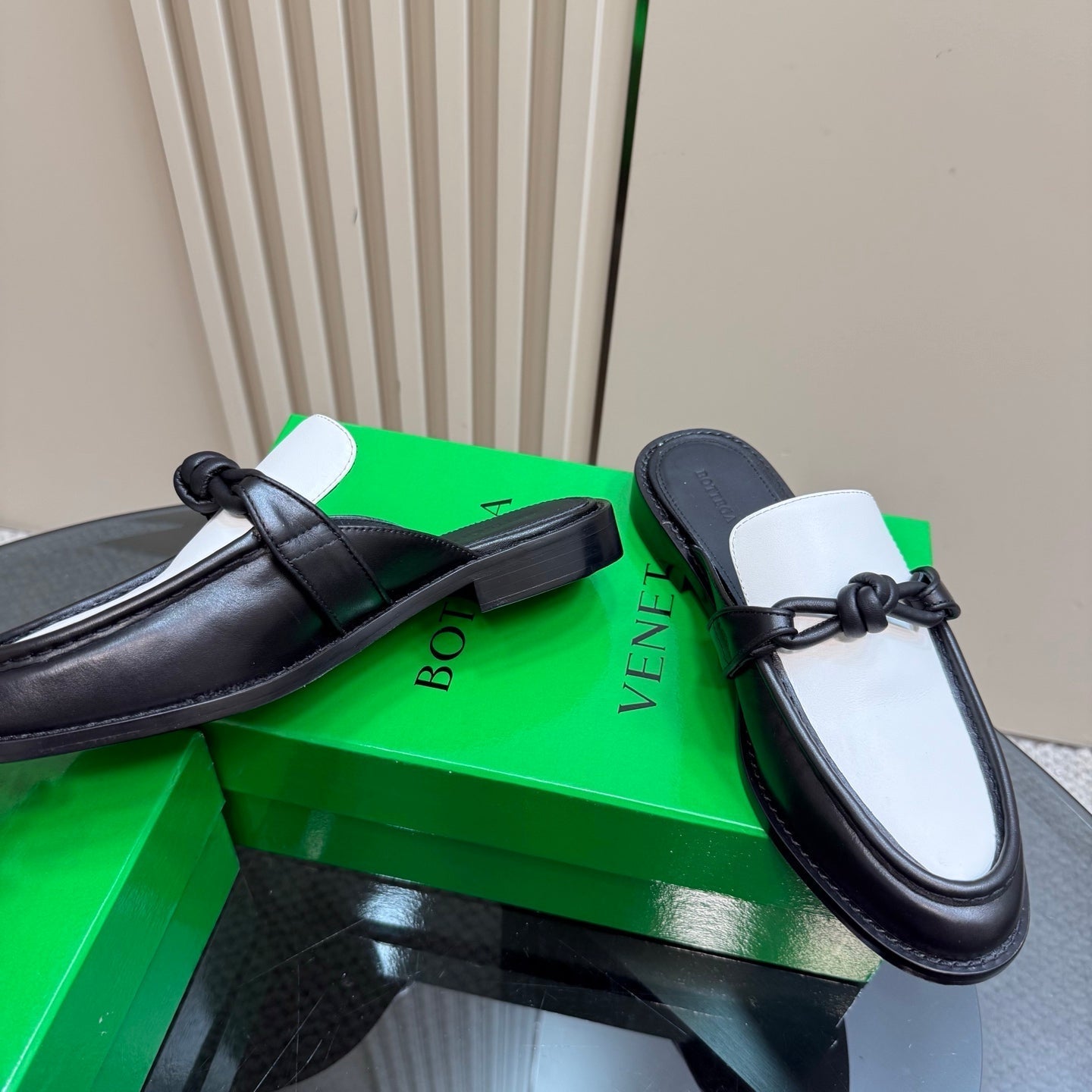 ASTAIRE MULE IN WHITE MIX BLACK CALFSKIN - 35