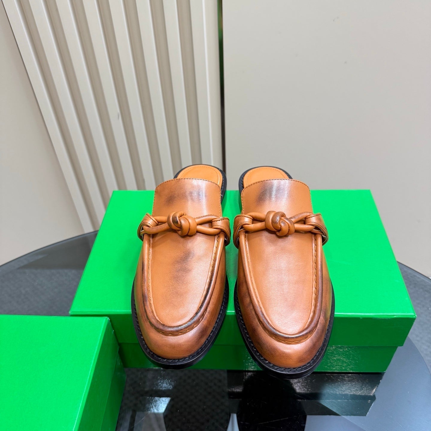 ASTAIRE MULE IN CINNAMON BROWN CALFSKIN - 35