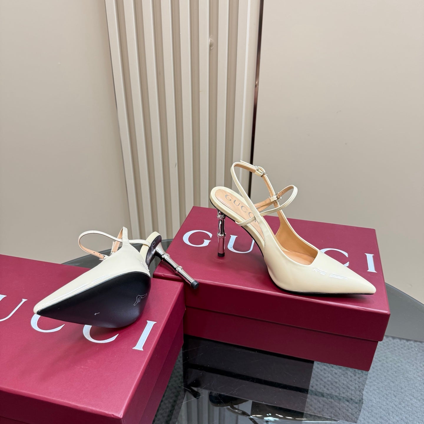 POINTED-TOE HIGH BAMBOO-EFFECT HEEL SLINGBACK IN CREAM PATENT CALFSKIN - 35