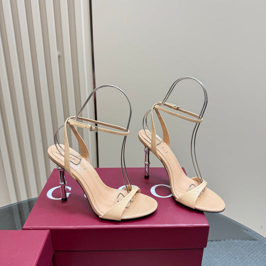 STRAP HIGH BAMBOO-EFFECT HEEL SANDAL IN BEIGE PATENT CALFSKIN - 35