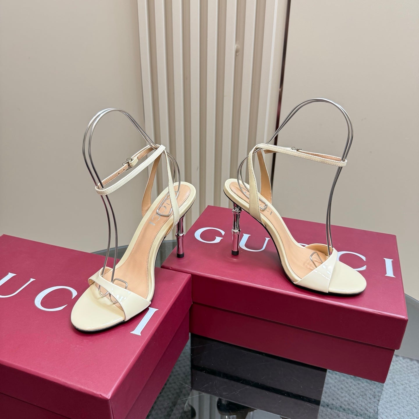 STRAP HIGH BAMBOO-EFFECT HEEL SANDAL IN CREAM PATENT CALFSKIN - 35