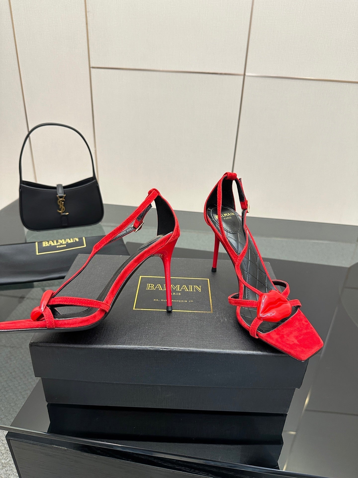 BALMAIN 25S LIPS SANDALS 10 IN CRIMSON RED SUEDE - 35