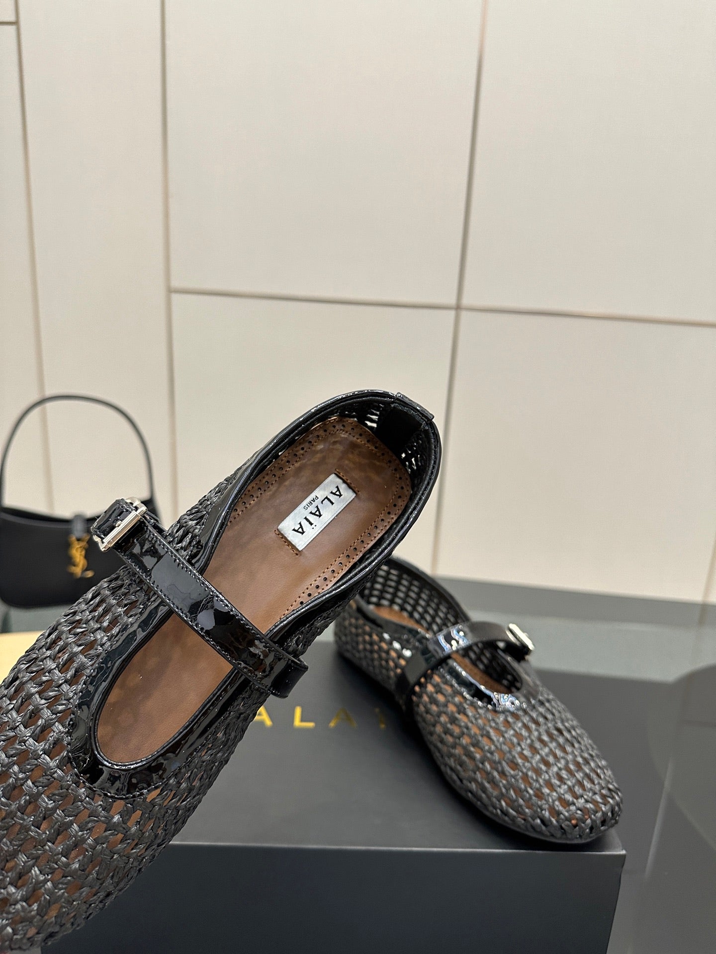 ALAIA MARY JANE FLAT 25S IN CHARCOAL GREY WOVEN MESH - 34