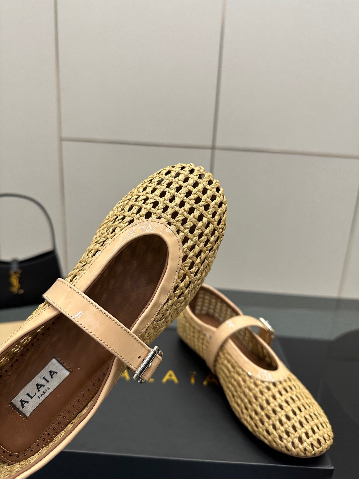ALAIA MARY JANE FLAT 25S IN BEIGE WOVEN MESH - 34