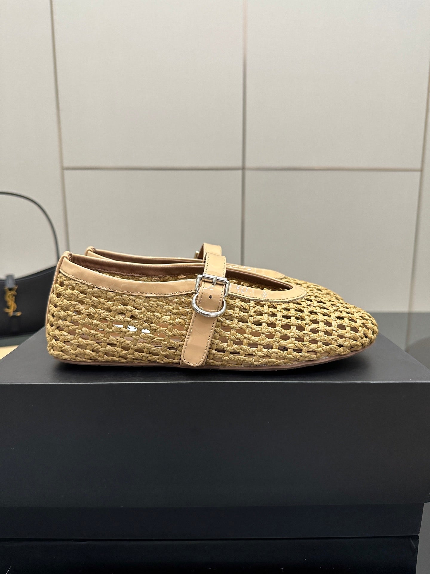 ALAIA MARY JANE FLAT 25S IN BEIGE WOVEN MESH - 34