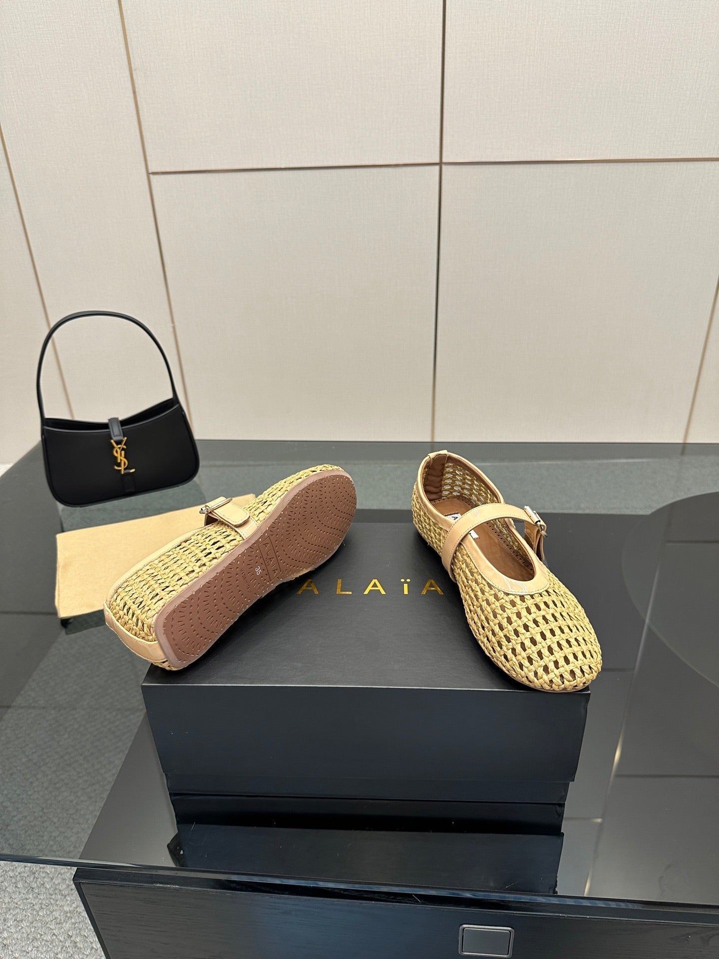 ALAIA MARY JANE FLAT 25S IN BEIGE WOVEN MESH - 34