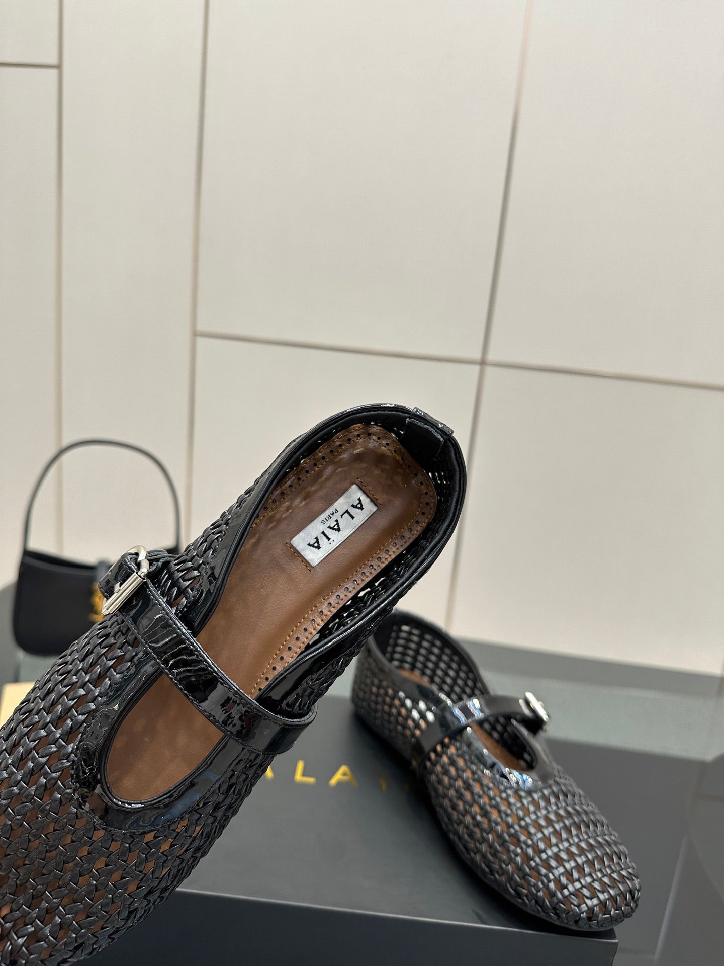 ALAIA MARY JANE FLAT 25S IN BLACK WOVEN MESH - 34