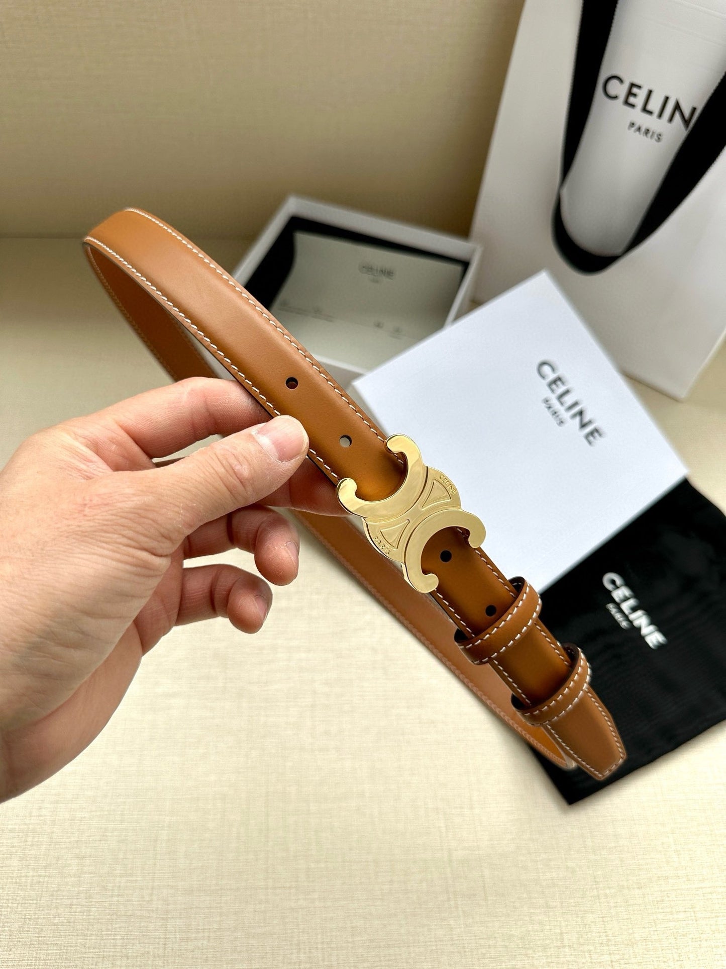 CELINE 25S BELT TRIOMPHE TAURILLON 25MM IN CARAMEL CALFSKIN 557500 - 26 - 28