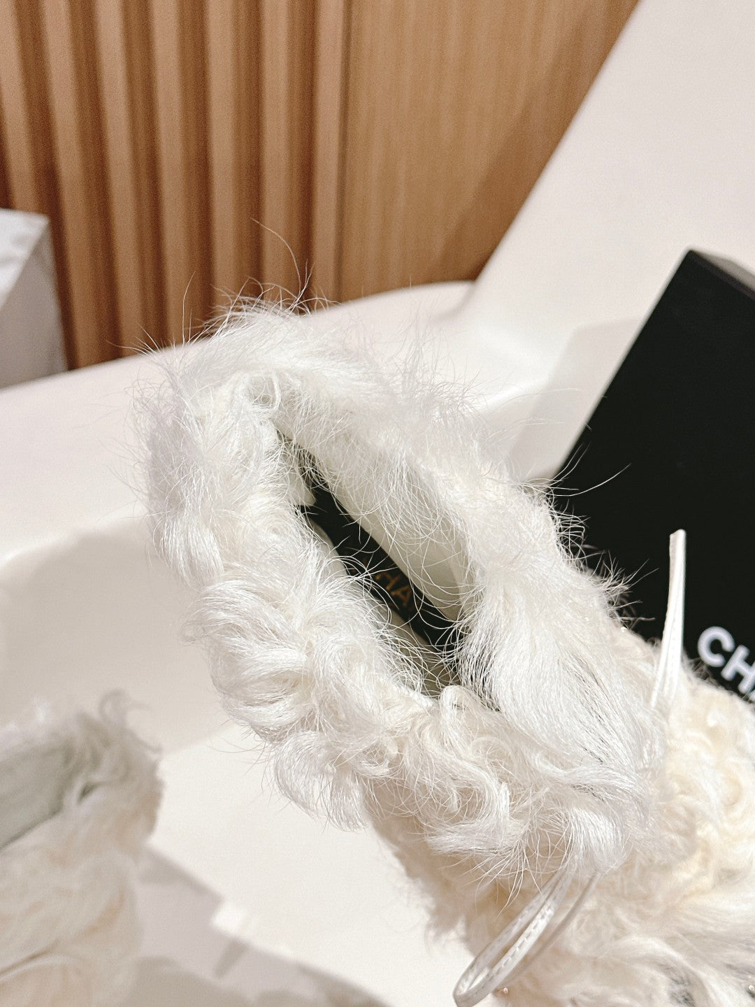 SHORT BOOTS IN WHITE LAMB FUR AND LAMBSKIN 962186 - 35