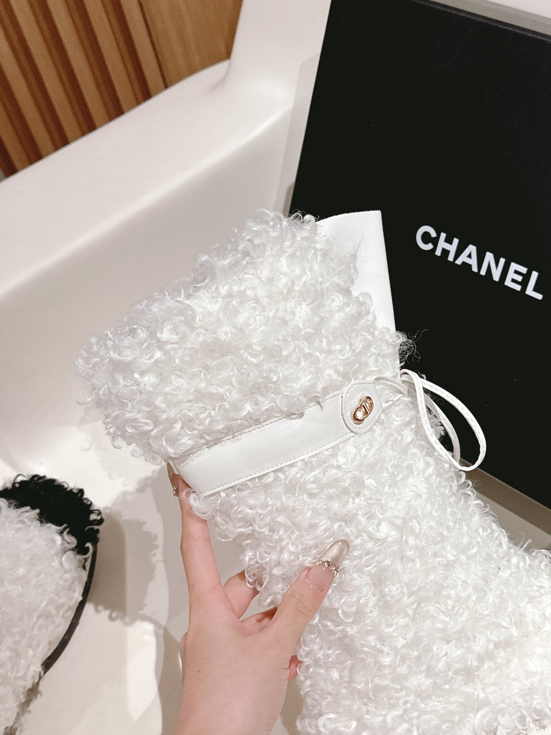 SHORT BOOTS IN WHITE LAMB FUR AND LAMBSKIN 962188 - 35