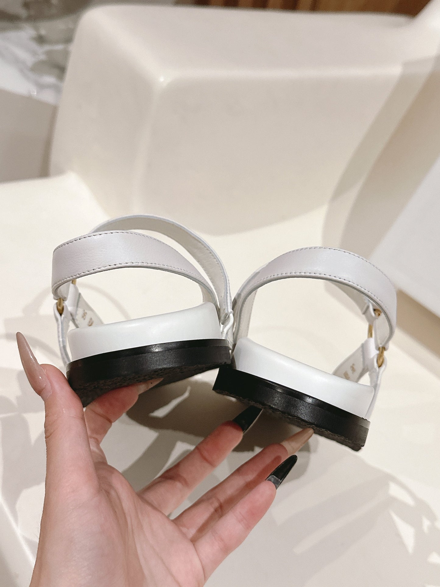 MAUD SANDAL WITH TRIOMPHE IN WHITE CALFSKIN - 35