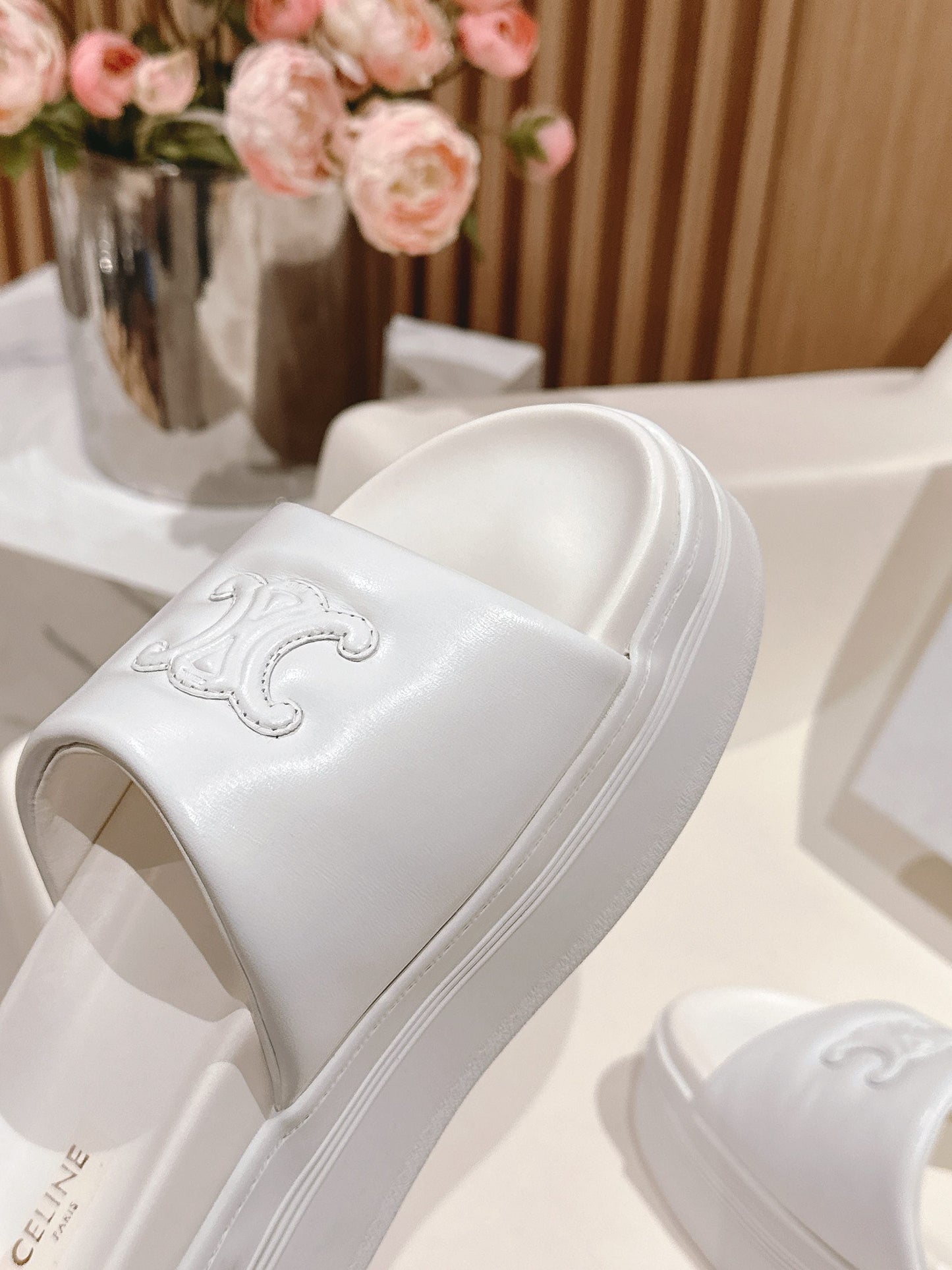 BLOCK SLIDE WITH TRIOMPHE IN WHITE SMOOTH LAMBSKIN - 35