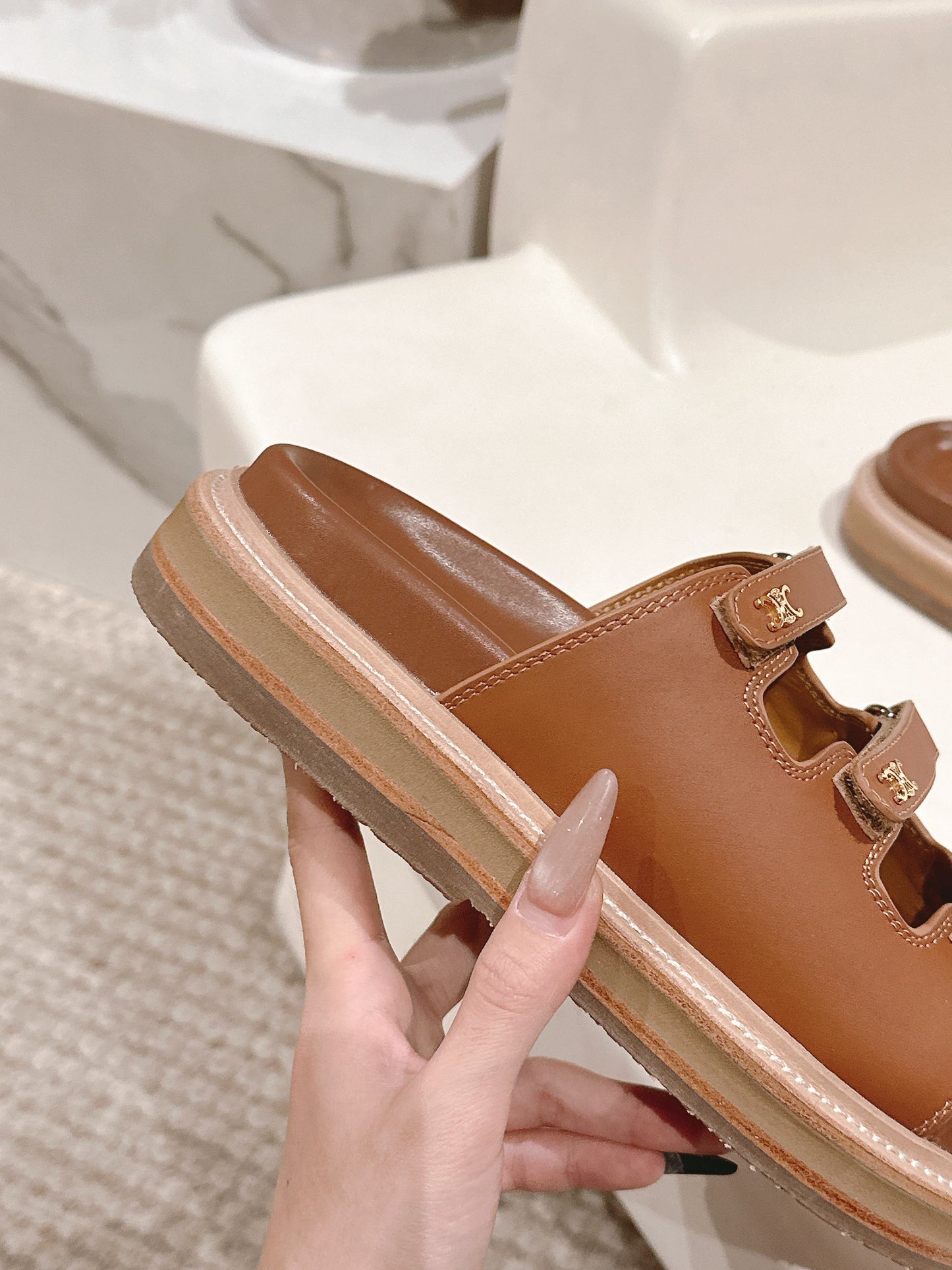 TRIOMPHE SANDALS IN BROWN CALFSKIN - 34