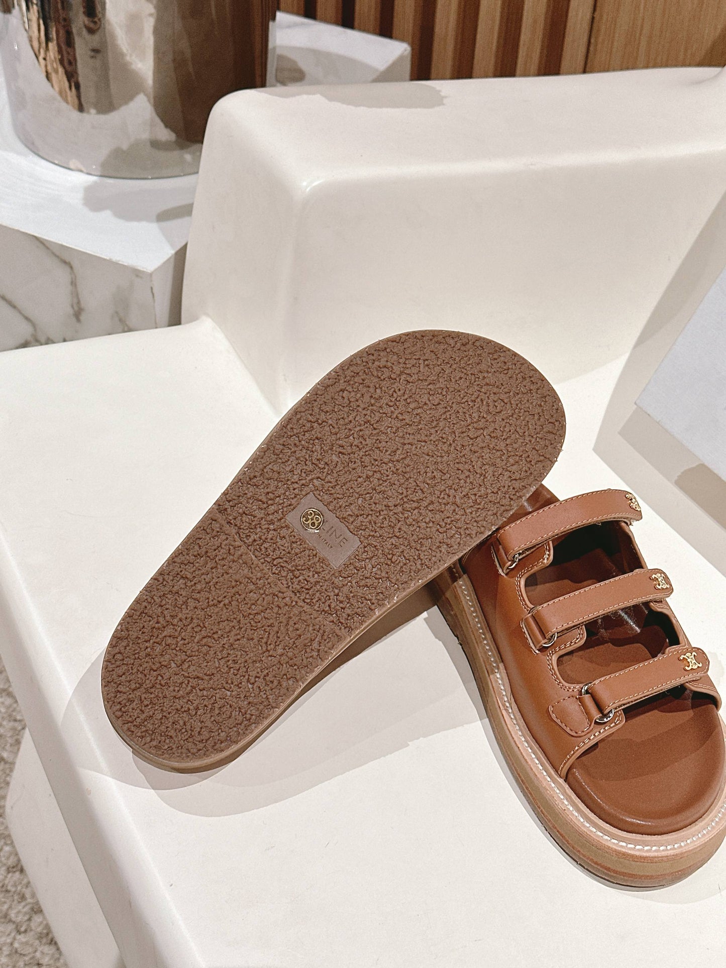 TRIOMPHE SANDALS IN BROWN CALFSKIN - 34
