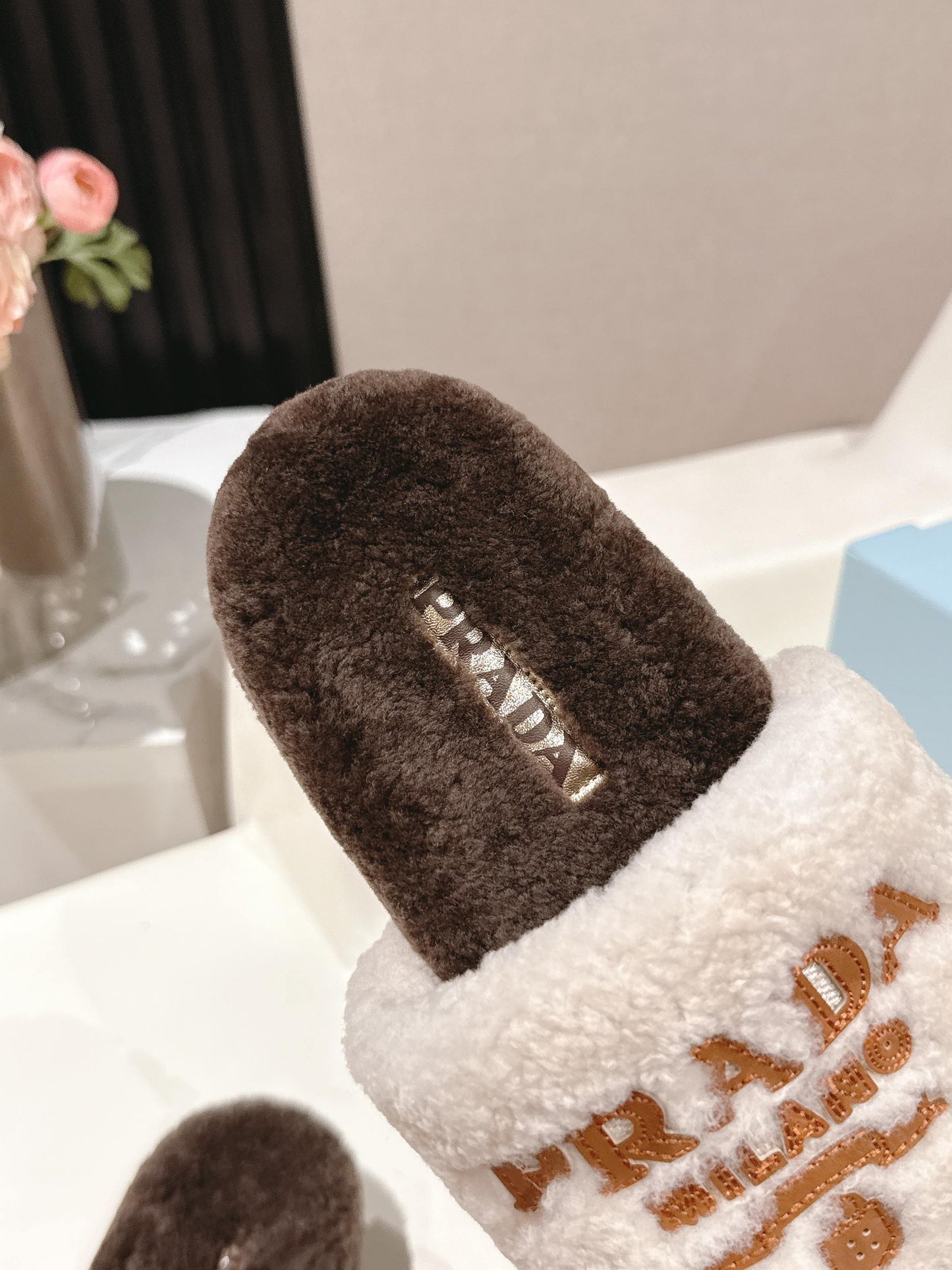 PRADA 25S FLAT MULES IN WHITE AND DARK BROWN RABBIT FUR - 35