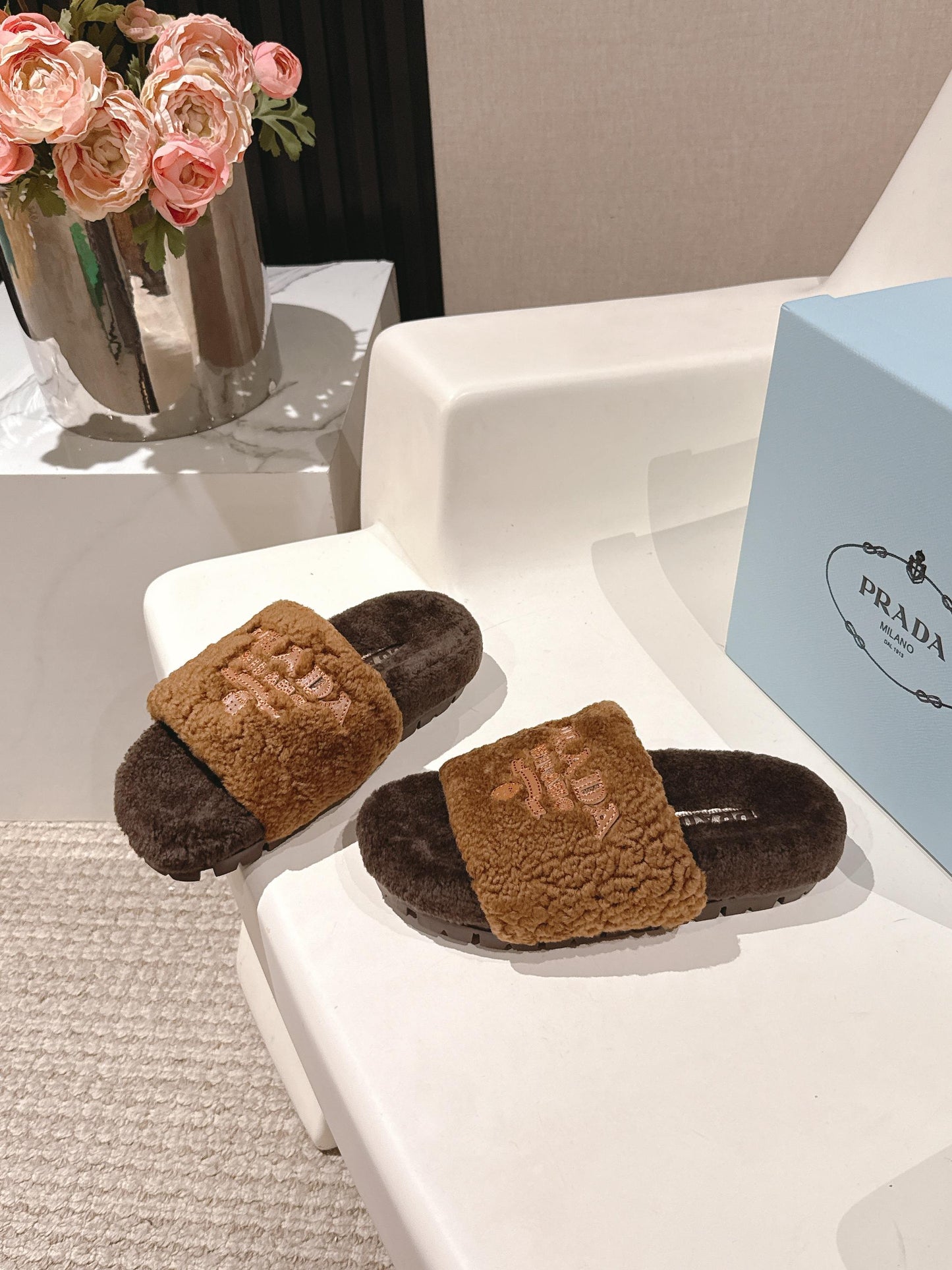 PRADA 25S FLAT MULES IN DARK BROWN RABBIT FUR - 35