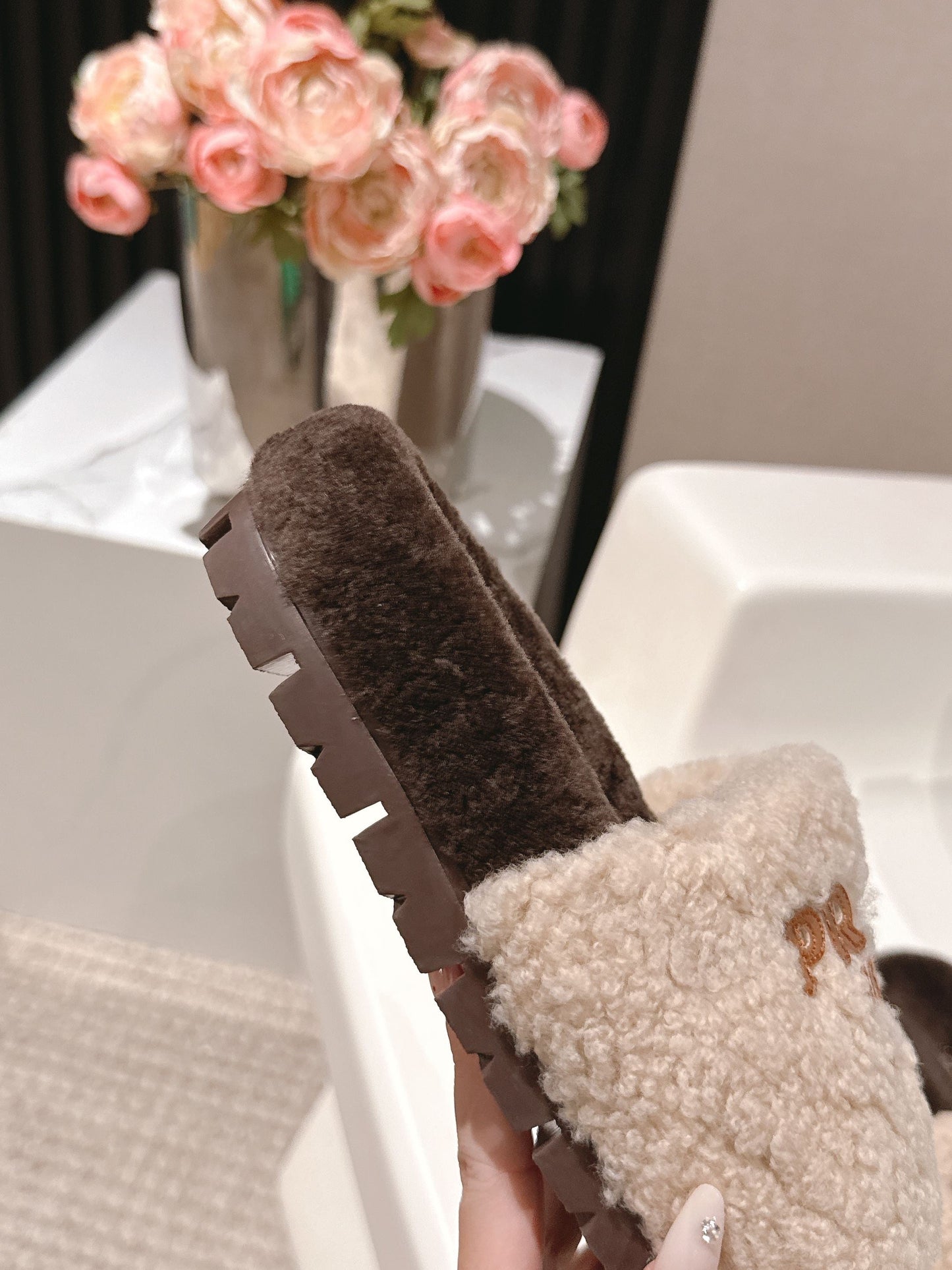 PRADA 25S FLAT MULES IN CREAM AND DARK BROWN RABBIT FUR - 35