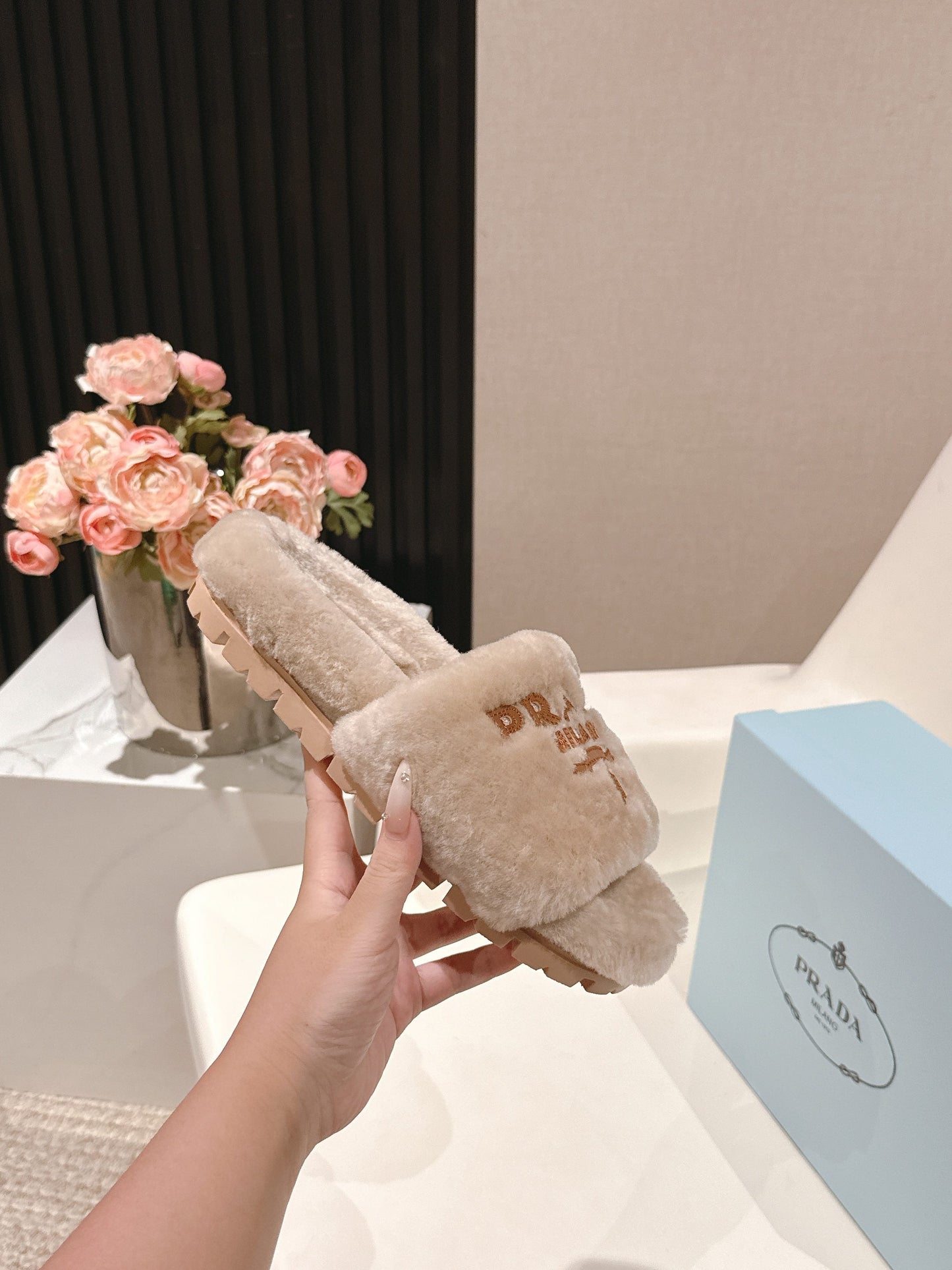 PRADA 25S FLAT MULES IN WARM TAUPE RABBIT FUR - 35