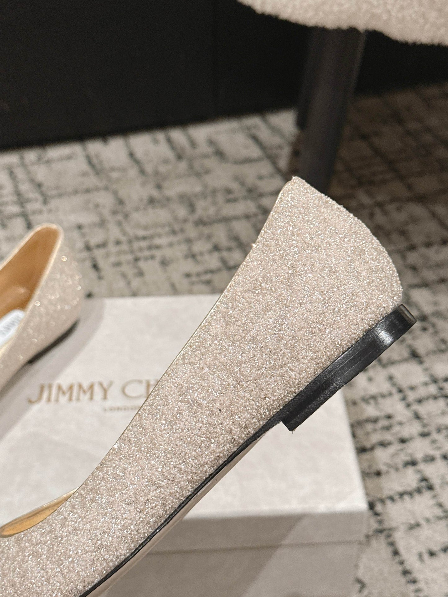 ГОСТРОНОСІ БАЛЕТКИ JIMMY CHOO 26S ІЗ БЛИСКІТКАМИ КОЛЬОРУ ШАМПАНСЬКОГО ЗОЛОТА