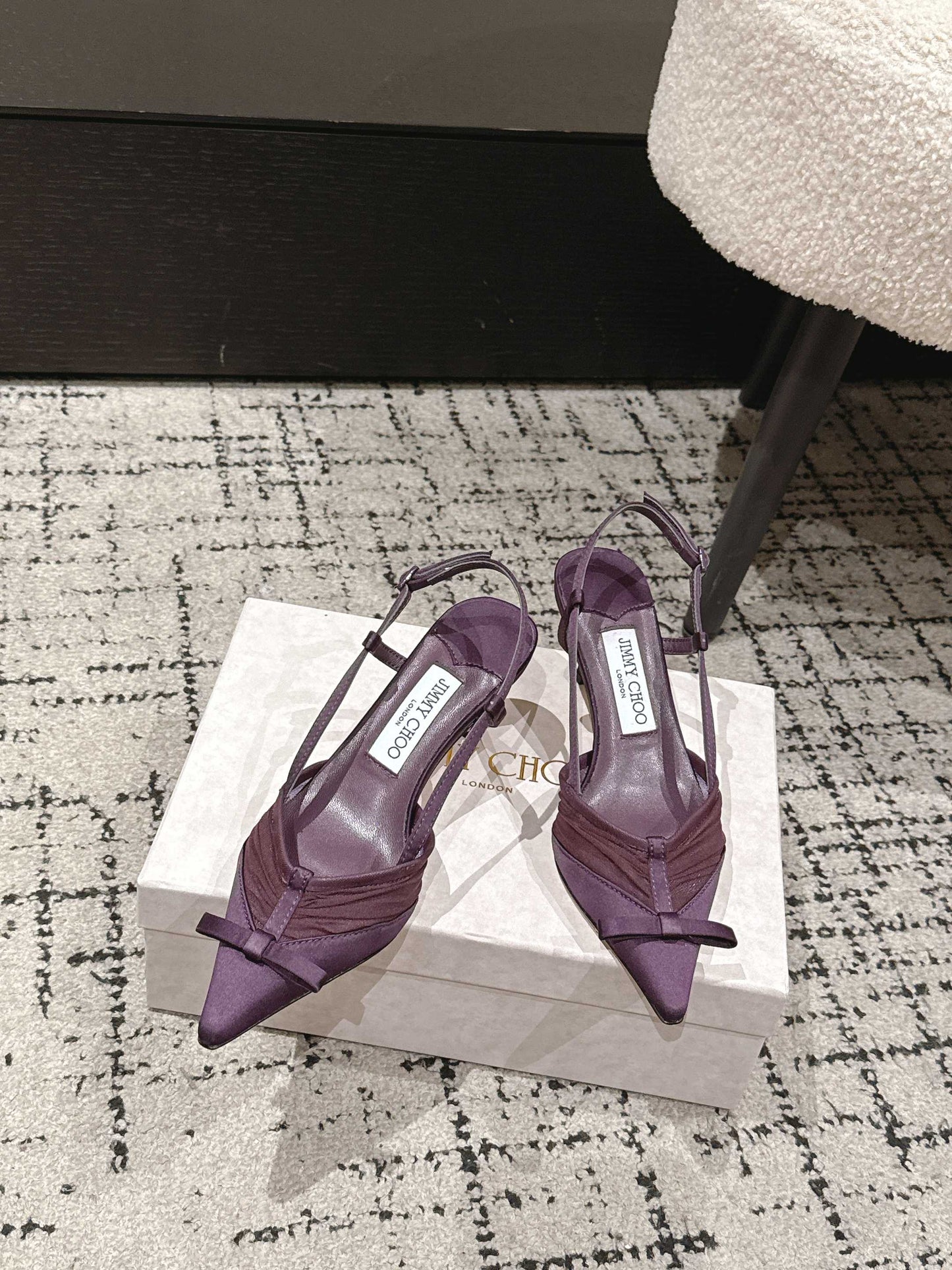 БОСОНІЖКИ JIMMY CHOO 26S НА ПІДБОРАХ 65 ММ З ТКАНИНИ ГЛИБОКОГО ФІОЛЕТОВОГО КОЛЬОРУ