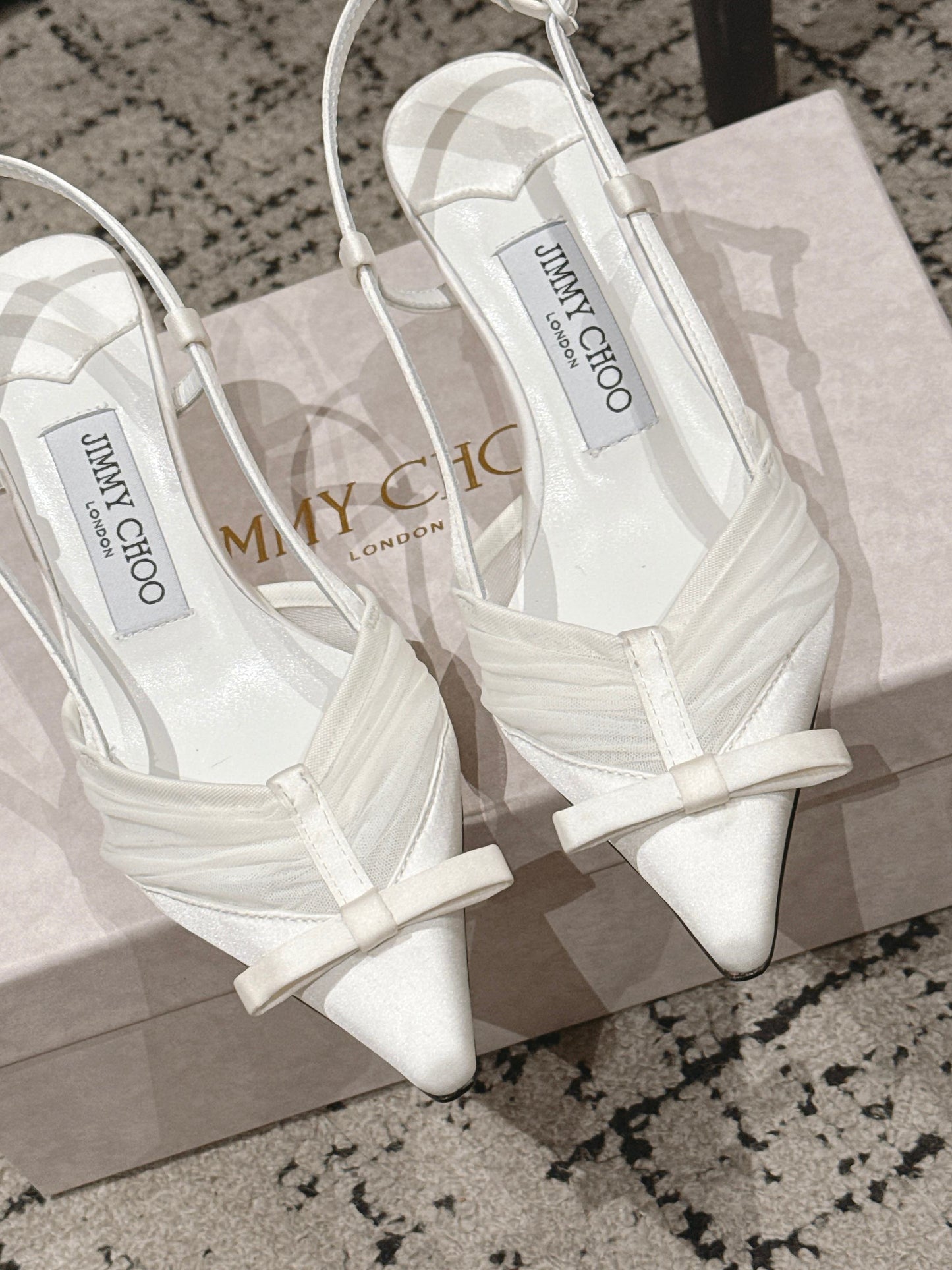 БОСОНІЖКИ-СЛІНГБЕКИ JIMMY CHOO 26S НА ПІДБОРАХ 65 ММ З БІЛОЇ ТКАНИНИ