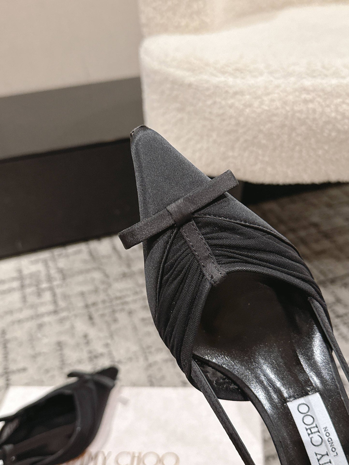 БОСОНІЖКИ JIMMY CHOO 26S НА РЕМІНЦІ З ЧОРНОЇ ТКАНИНИ, КАБЛУК 65 ММ