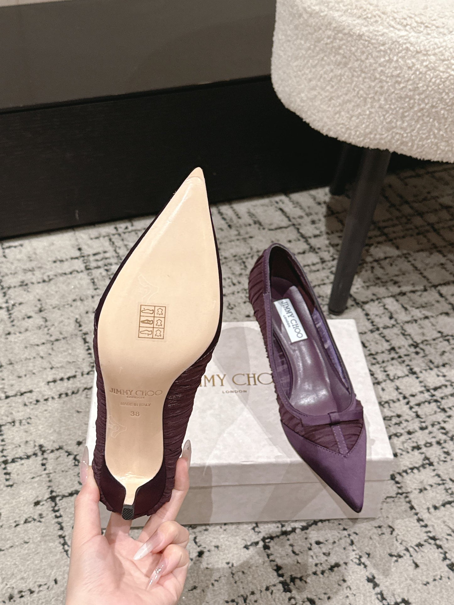 ВИСОКІ ТУФЛІ-ЧОВНИКИ JIMMY CHOO 26S НА ШПИЛЬЦІ 65 ММ З ТКАНИНИ ГЛИБОКОГО ФІОЛЕТОВОГО КОЛЬОРУ