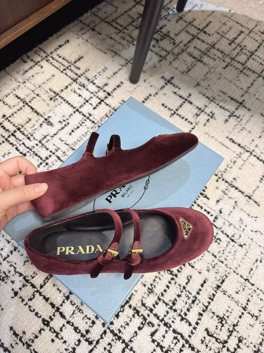 MARY JANE FLAT WITH TRIANGLE LOGO IN SANGRIA RED VELVET - 35