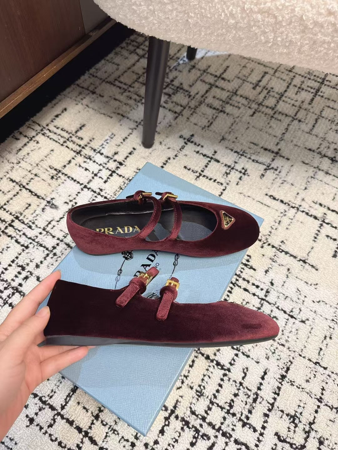 MARY JANE FLAT WITH TRIANGLE LOGO IN SANGRIA RED VELVET - 35