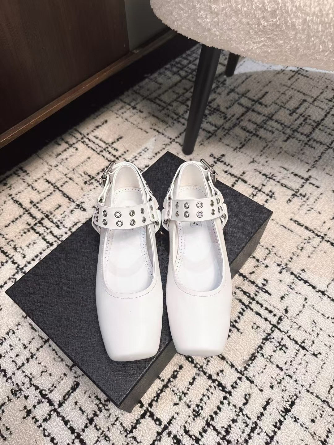 BIKER BALLET FLATS IN WHITE CALFSKIN - 35