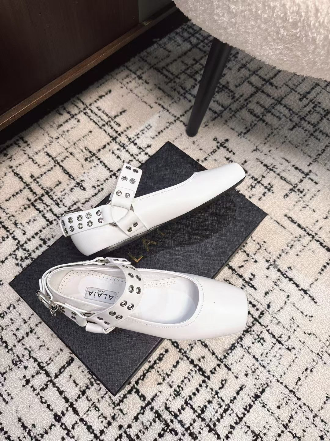 BIKER BALLET FLATS IN WHITE CALFSKIN - 35