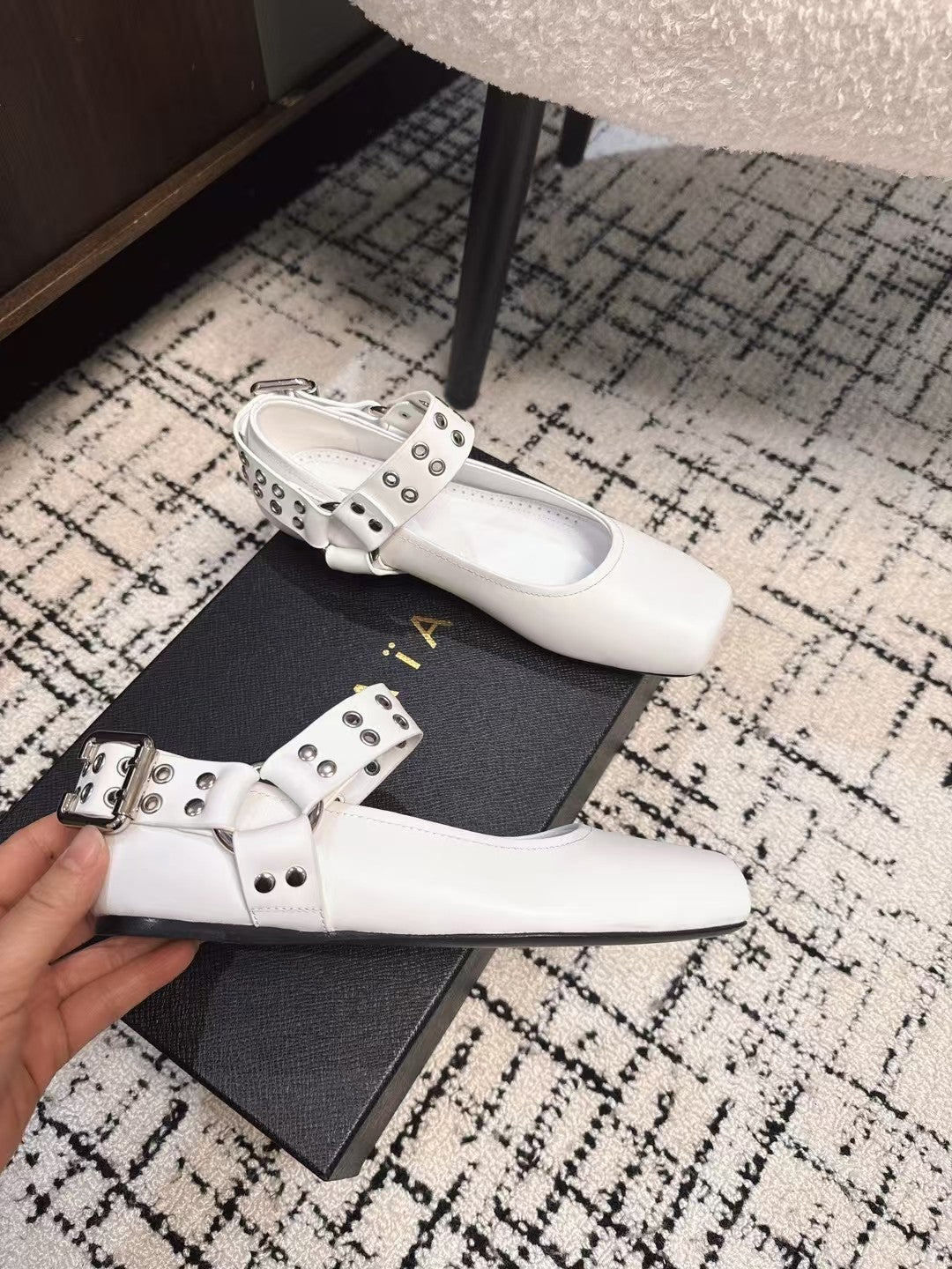 BIKER BALLET FLATS IN WHITE CALFSKIN - 35