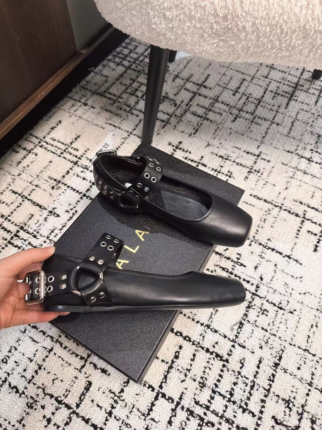 BIKER BALLET FLATS IN BLACK CALFSKIN - 35