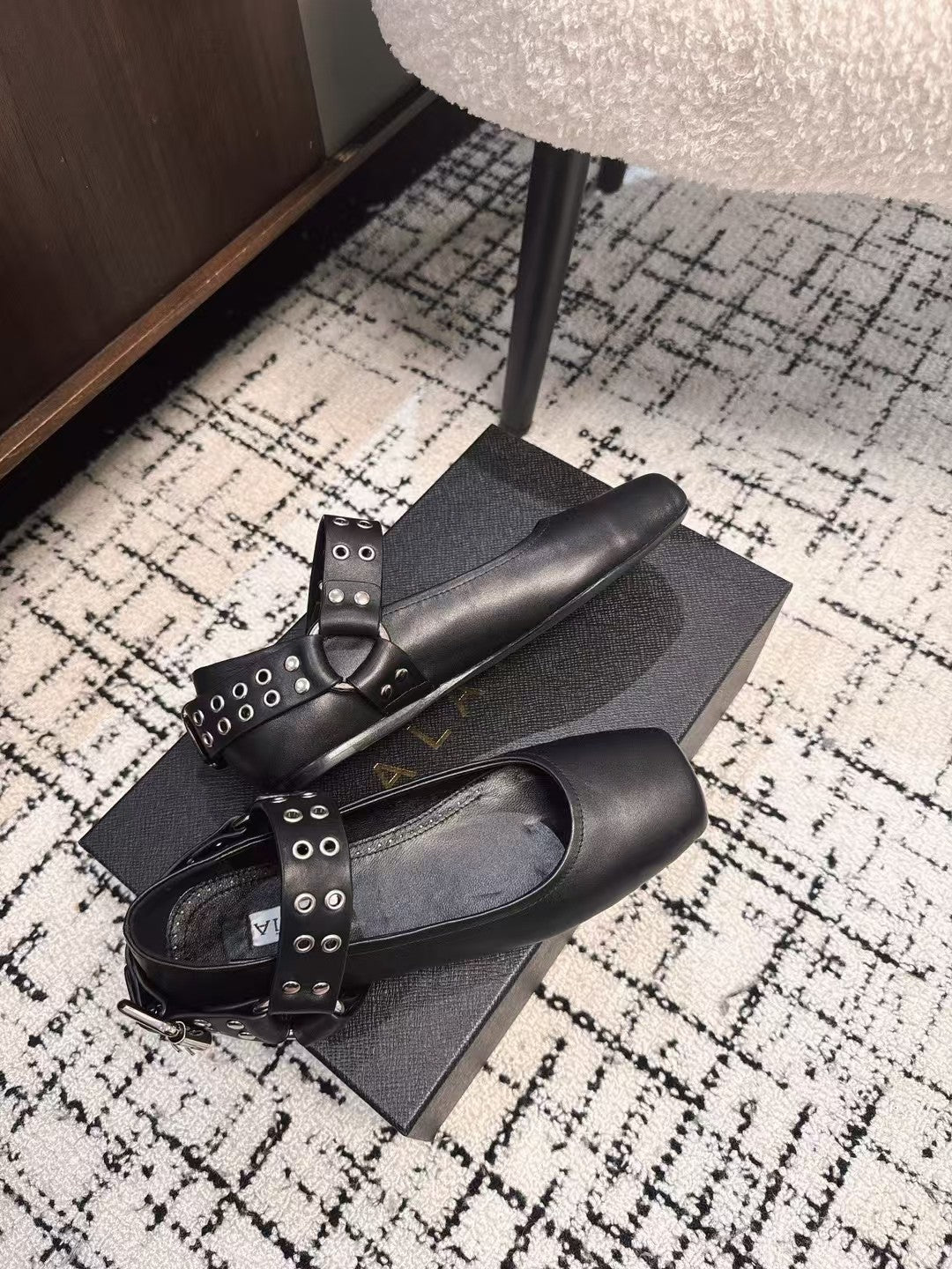 BIKER BALLET FLATS IN BLACK CALFSKIN - 35
